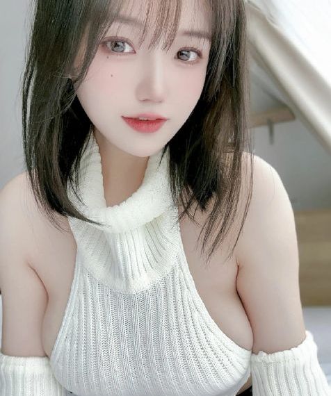 美女视频三区_720高清完整版播放