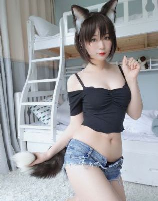 成人国产av精品秘影视_完整视频大全