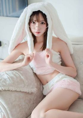 国产精品久久久久久久久蜜月_HD电影在线观看