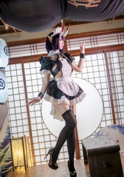 欧美美女化欧美妆现场_BD韩语手机在线观看