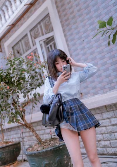 欧美萝莉头像女生_1080在线观看高清