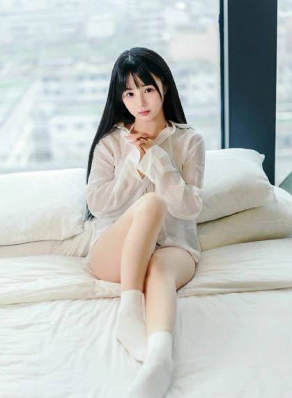 欧美女白虎_1080超清在线观看