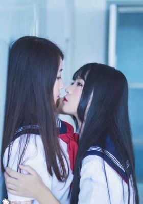 欧美美女海滩写真_BD神马影院手机在线