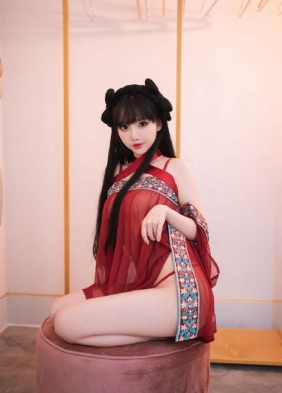 欧美尖头平底鞋_最近手机在线观看