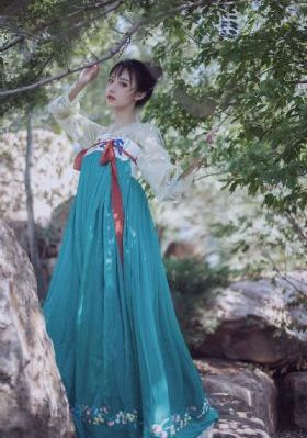 欧美色综合吧_电影无删减版